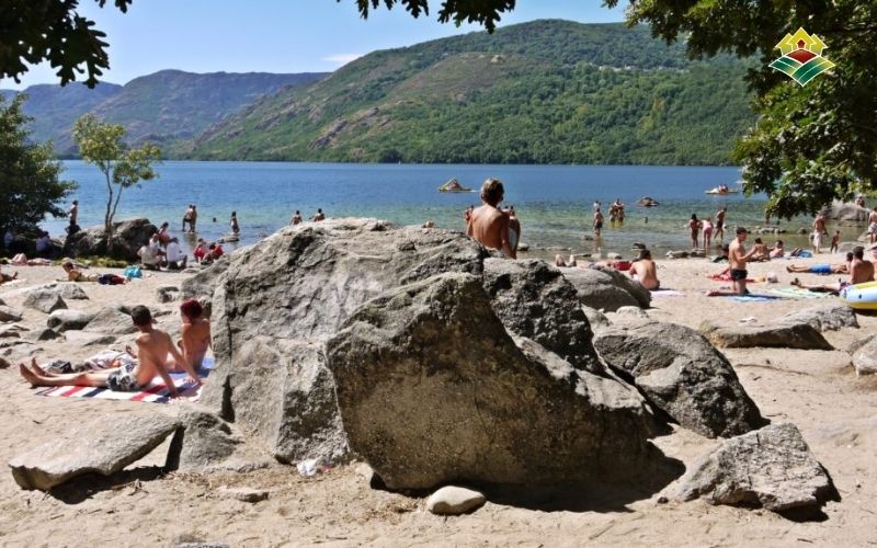 Playa Lago Puebla de Sanabria