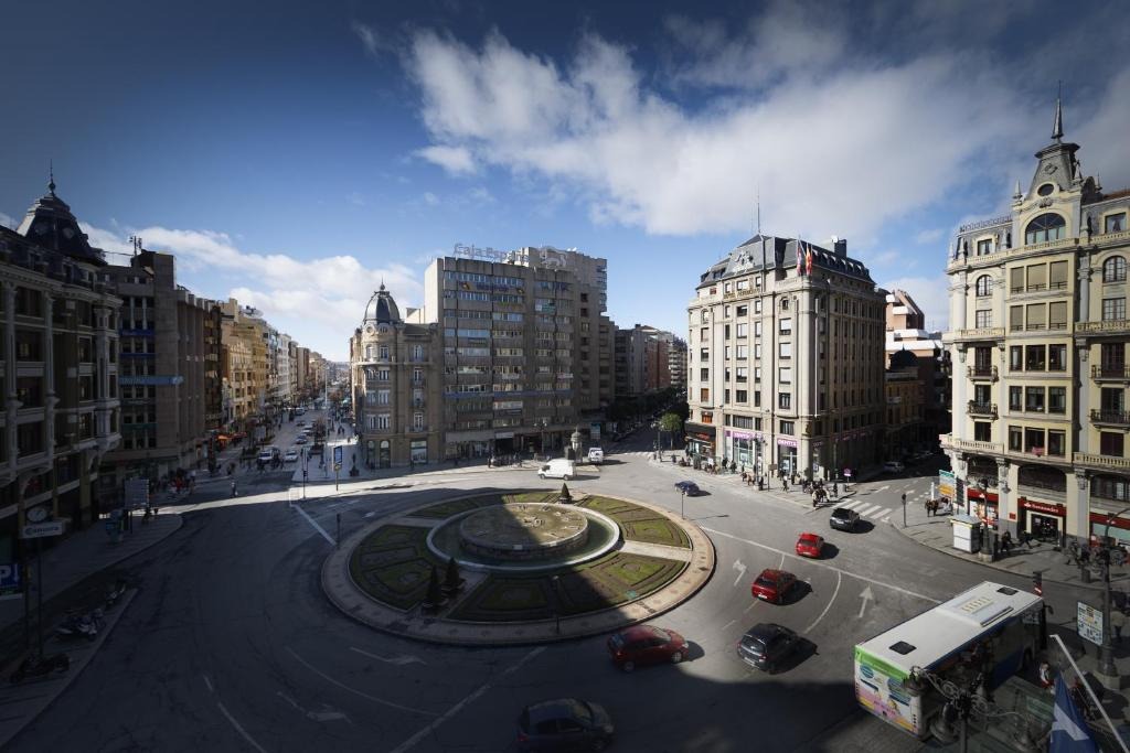 hoteles de trabajo en len