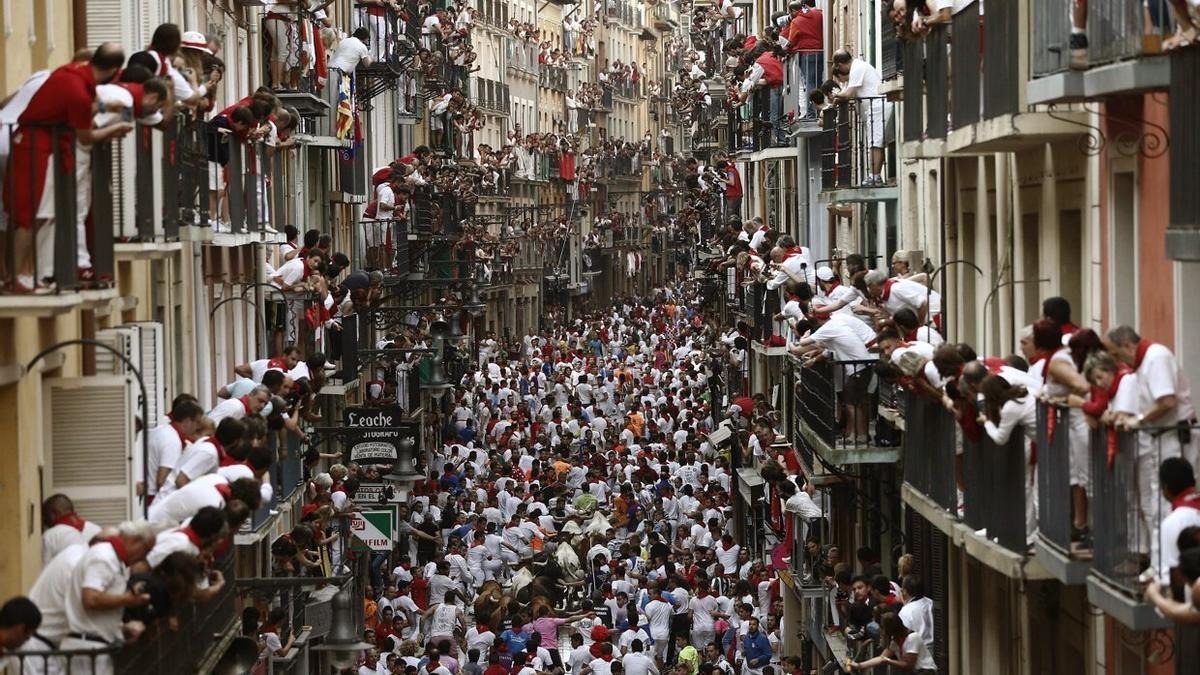 pamplona calle estafeta