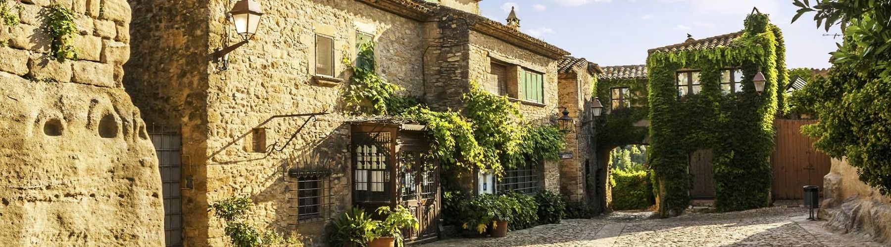 Qué ver en Peratallada: guía para visitar uno de los pueblos medievales más bonitos de Cataluña