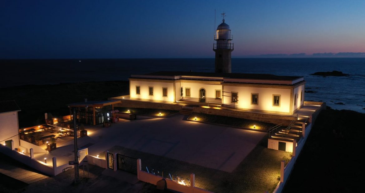 faros donde alojarte en España