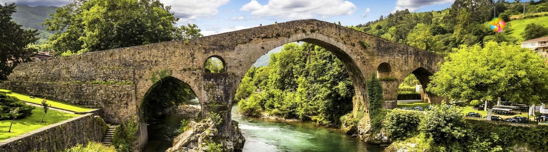 Qué ver en Cangas de Onís (Asturias): Puente Romano, Covadonga y nuestra experiencia en el Parador